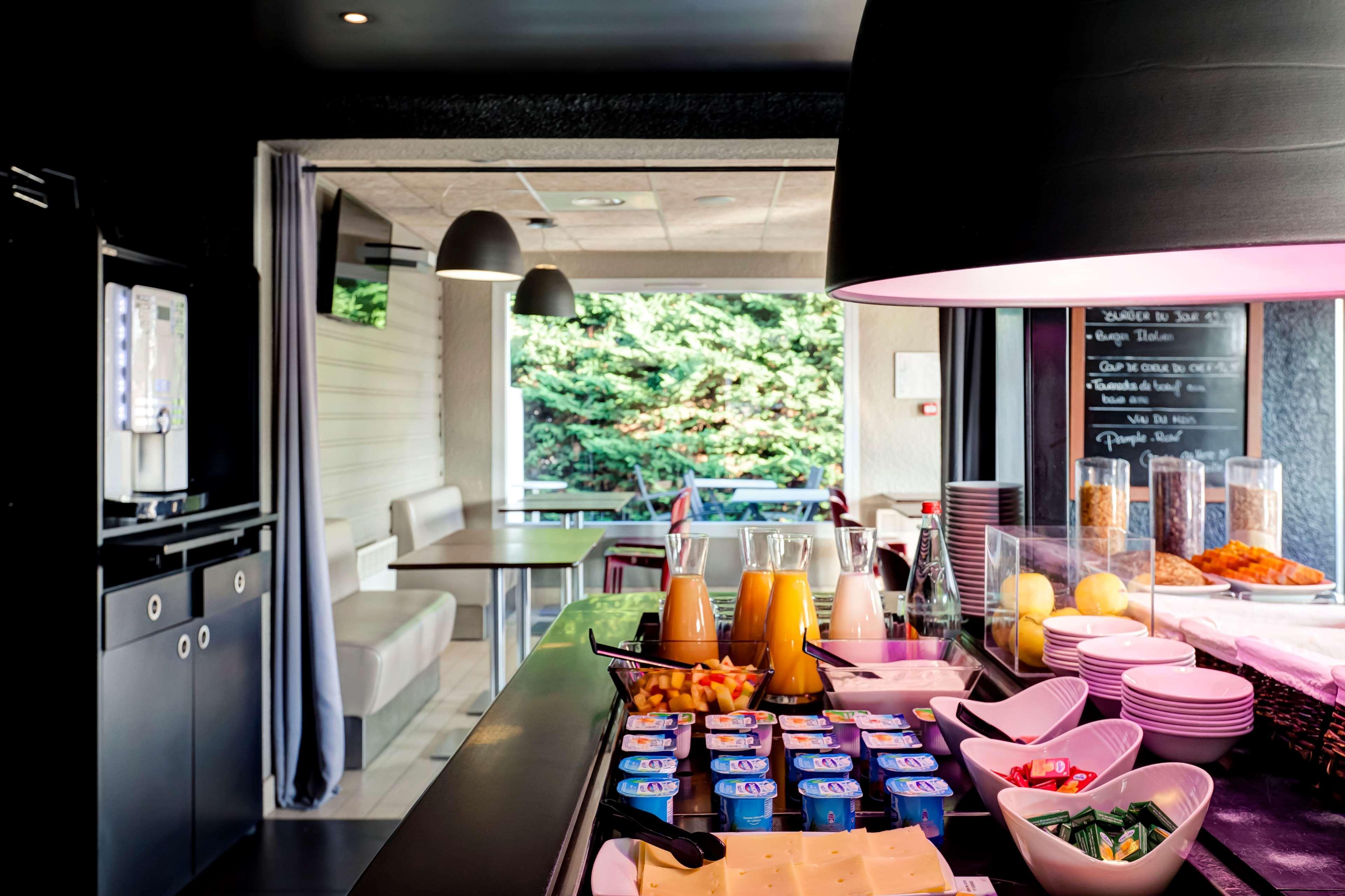 Campanile Evry Ouest - Essonnes Hotel Corbeil-Essonnes