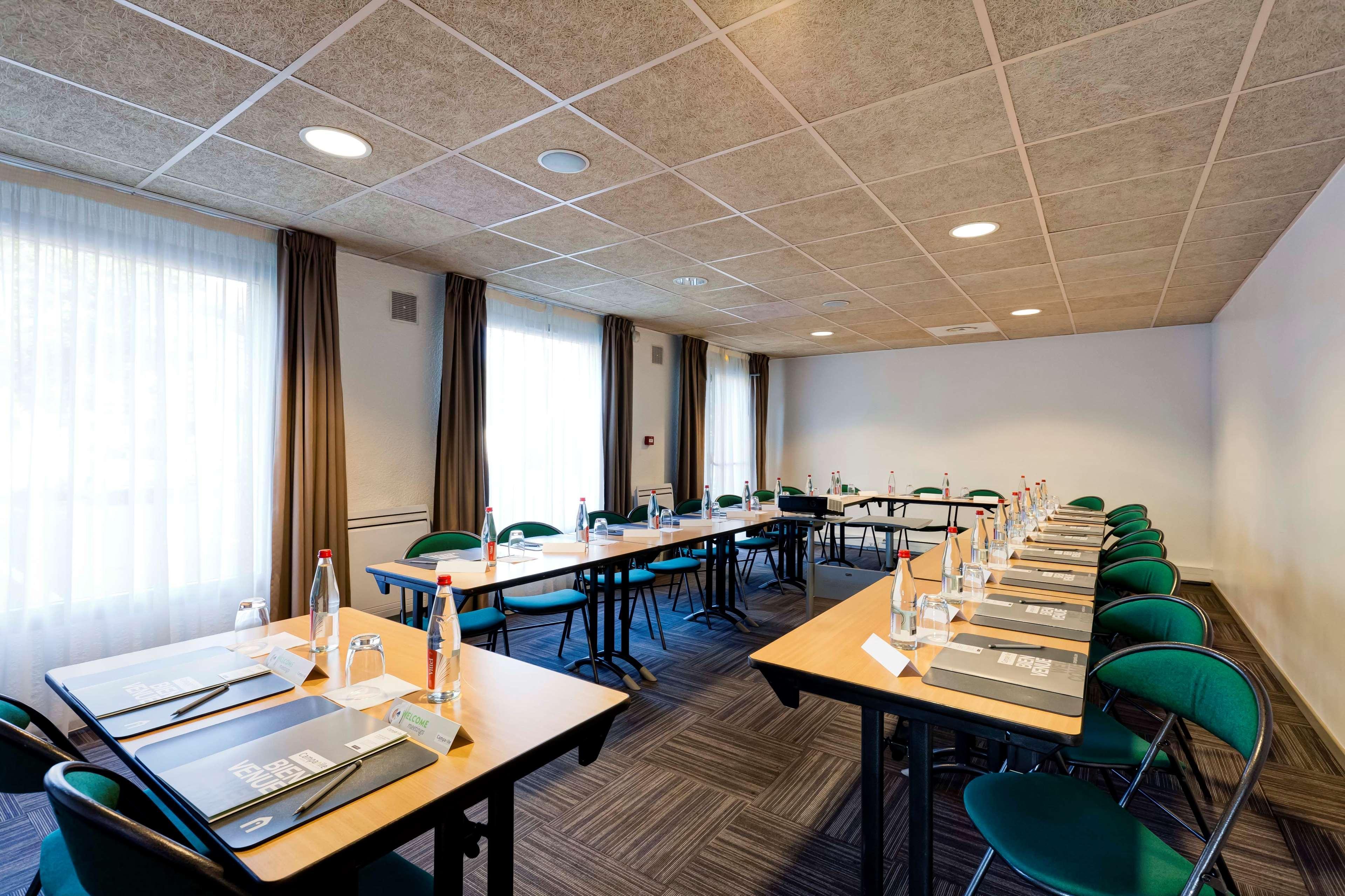 Campanile Evry Ouest - Essonnes