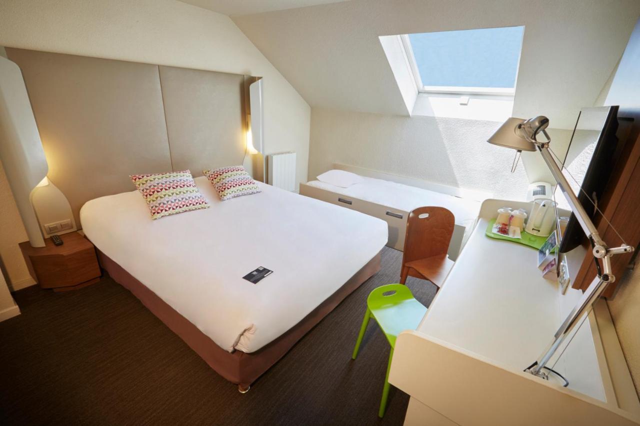 Campanile Evry Ouest - Essonnes Hotel 3*