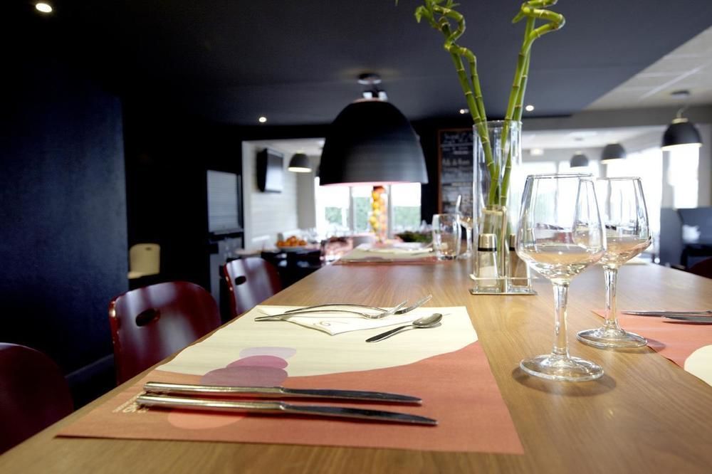 Campanile Evry Ouest - Essonnes Hotel